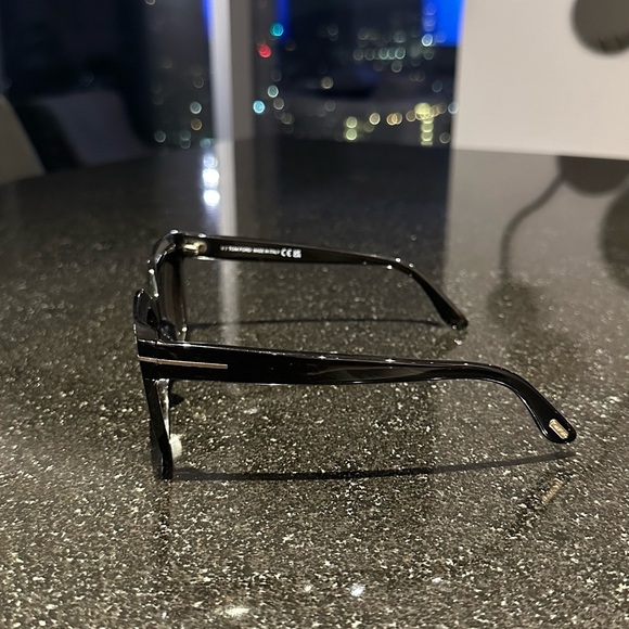 Tom Ford Sunglasses - Picture 6 of 10